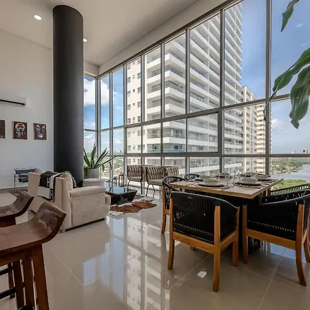 Modern 3Br Duplex Apt. Great View And Location
